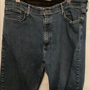 Wrangler Blue Relaxed Fit Jeans with Classic Denim Style